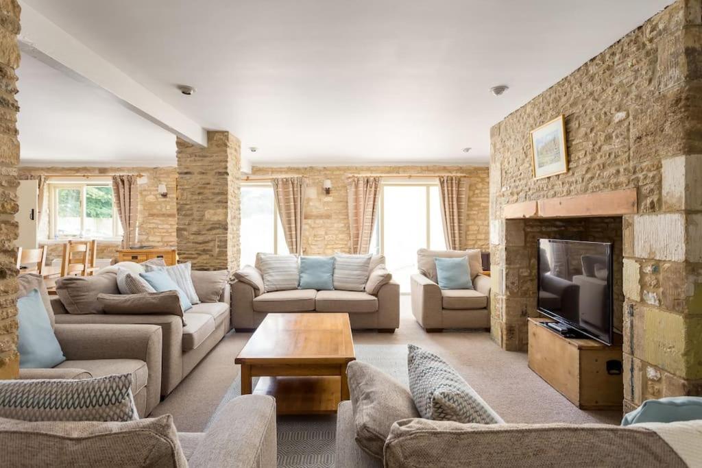 Stanton House, 6 Bedroom, 5 Bath Cheltenham Esterno foto