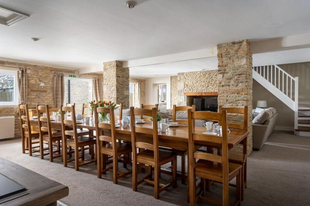 Stanton House, 6 Bedroom, 5 Bath Cheltenham Esterno foto